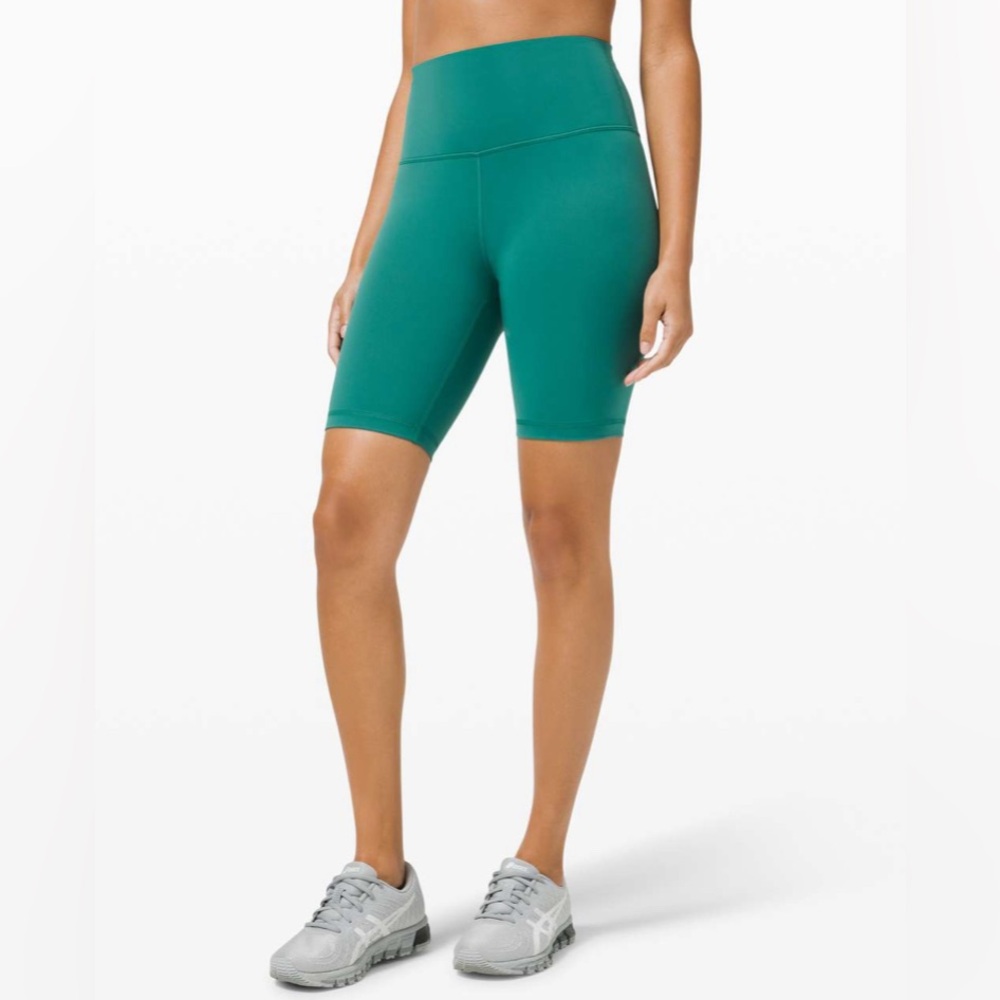 Lululemon Wunder Train High Rise Short 8"
Teal Lagoon
